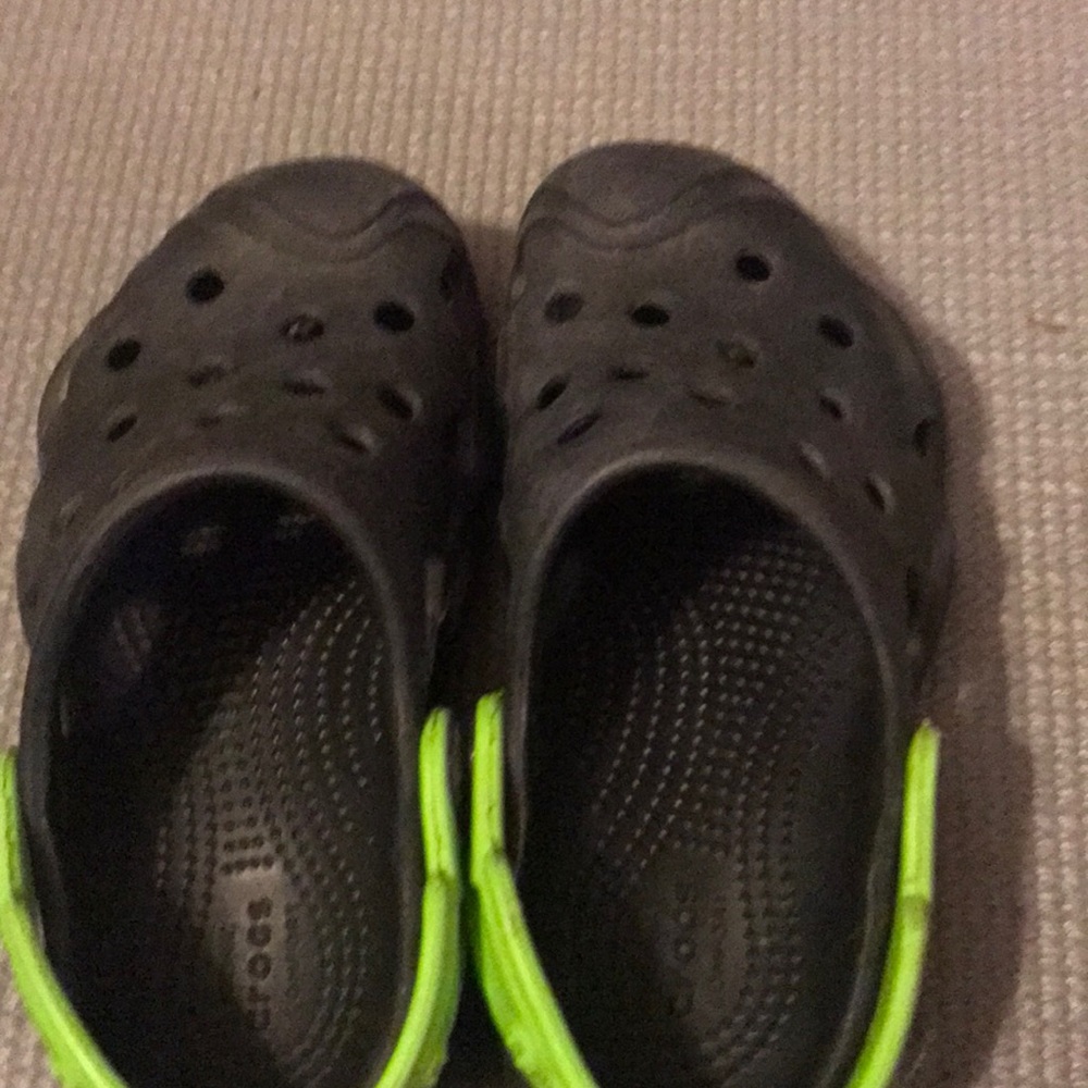 Kids crocs